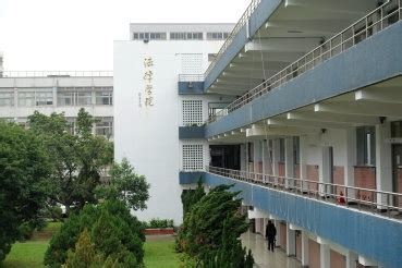 輔大法園|輔仁大學法律學院